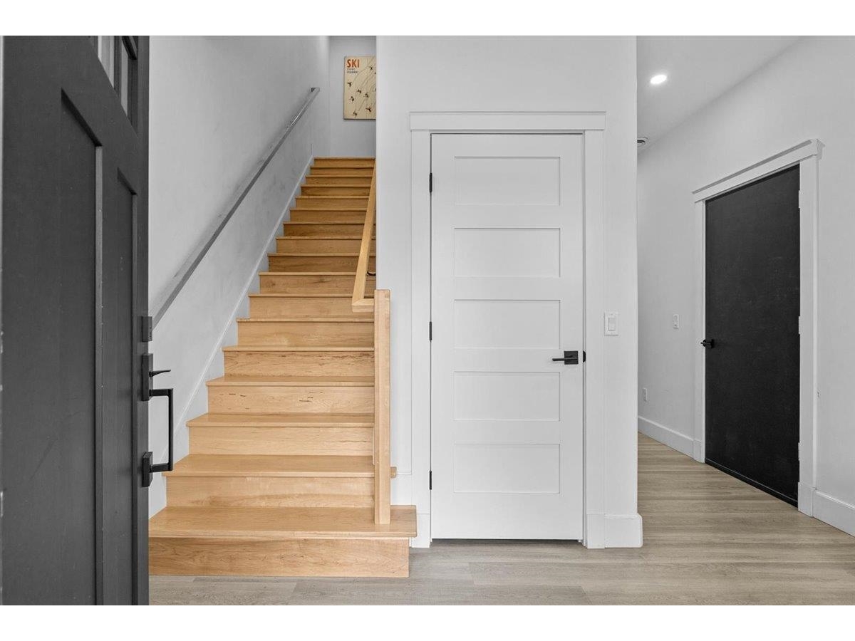 98 Hill Street, Unit #5