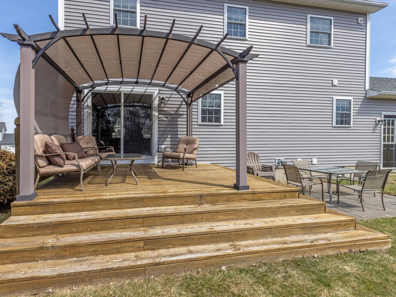 98 Hunting Ridge Lane
