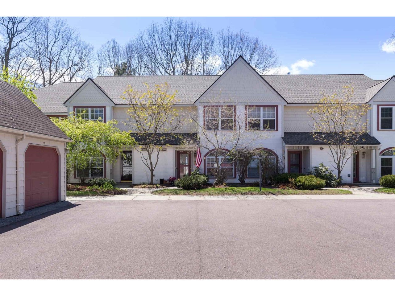 98 Northshore Drive