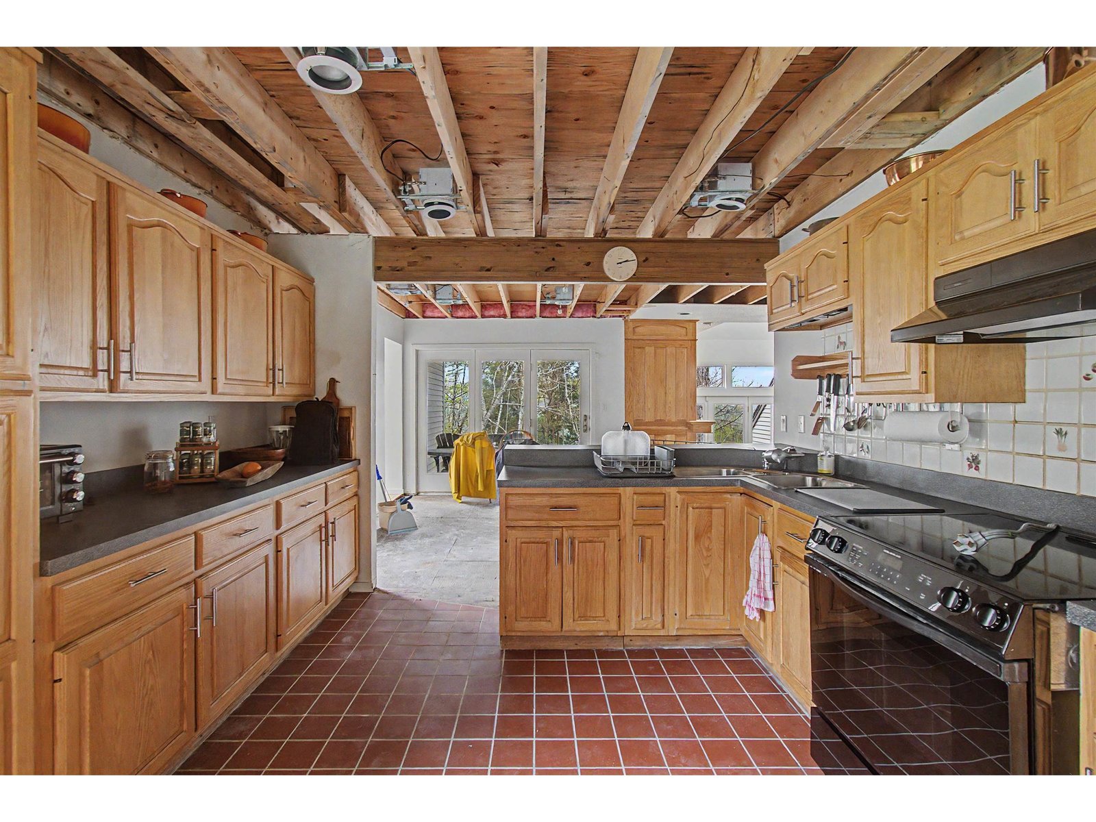 982 Brook Road, Unit 4