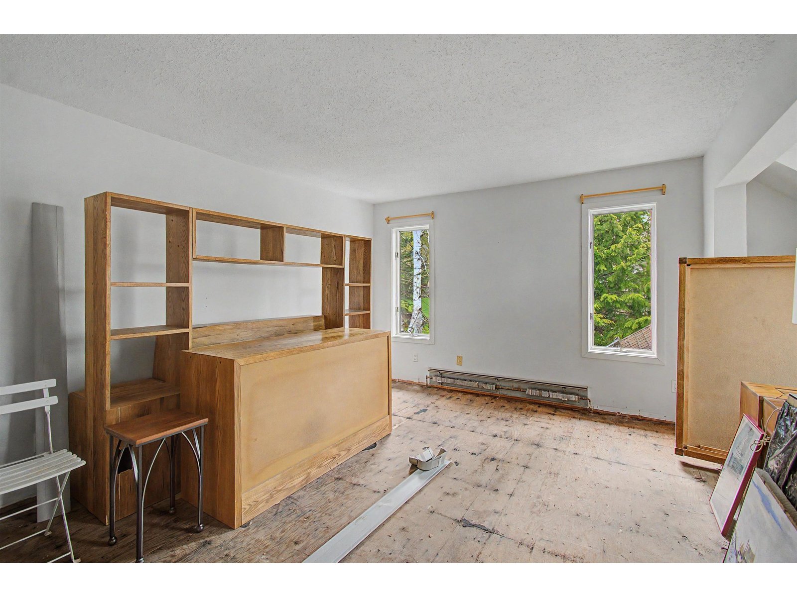 982 Brook Road, Unit 4