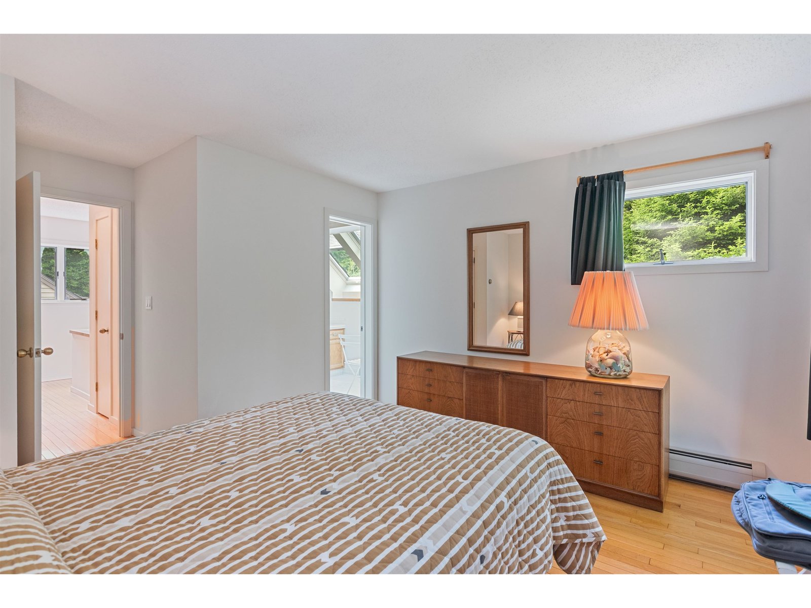 982 Brook Road, Unit 4
