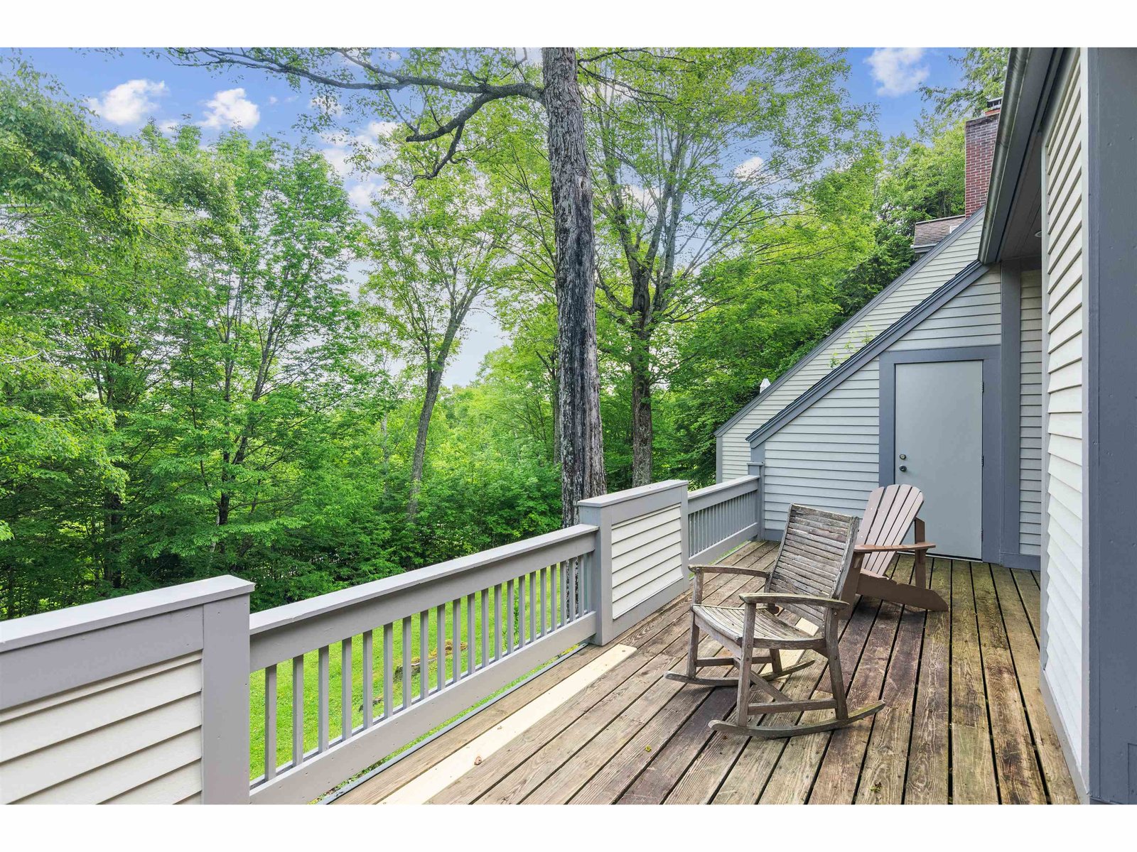 982 Brook Road, Unit 4