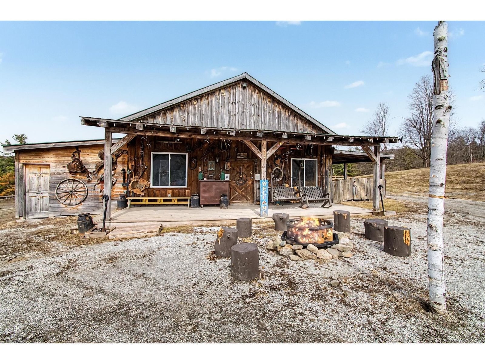 984 Pollander Road
