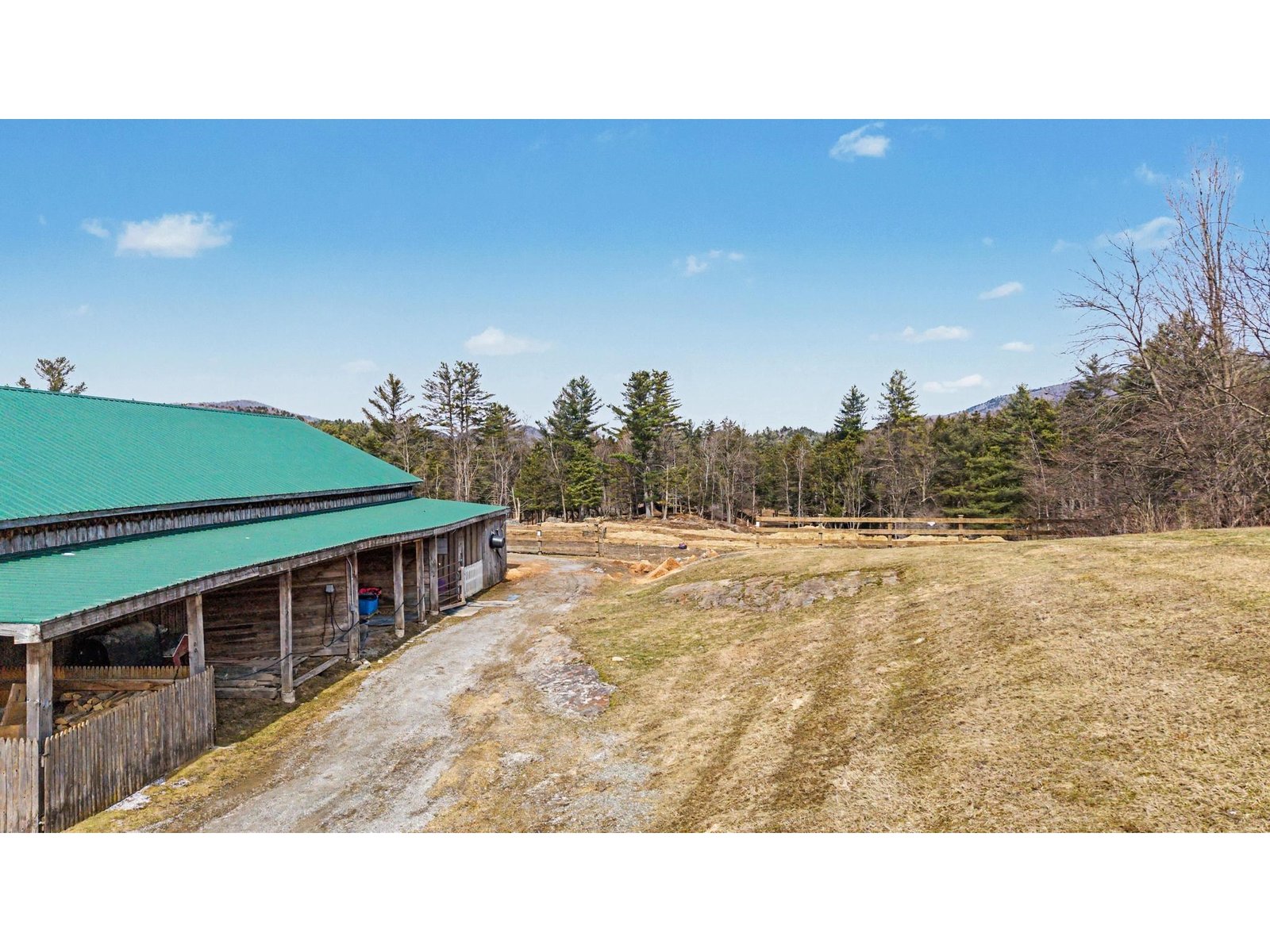 984 Pollander Road