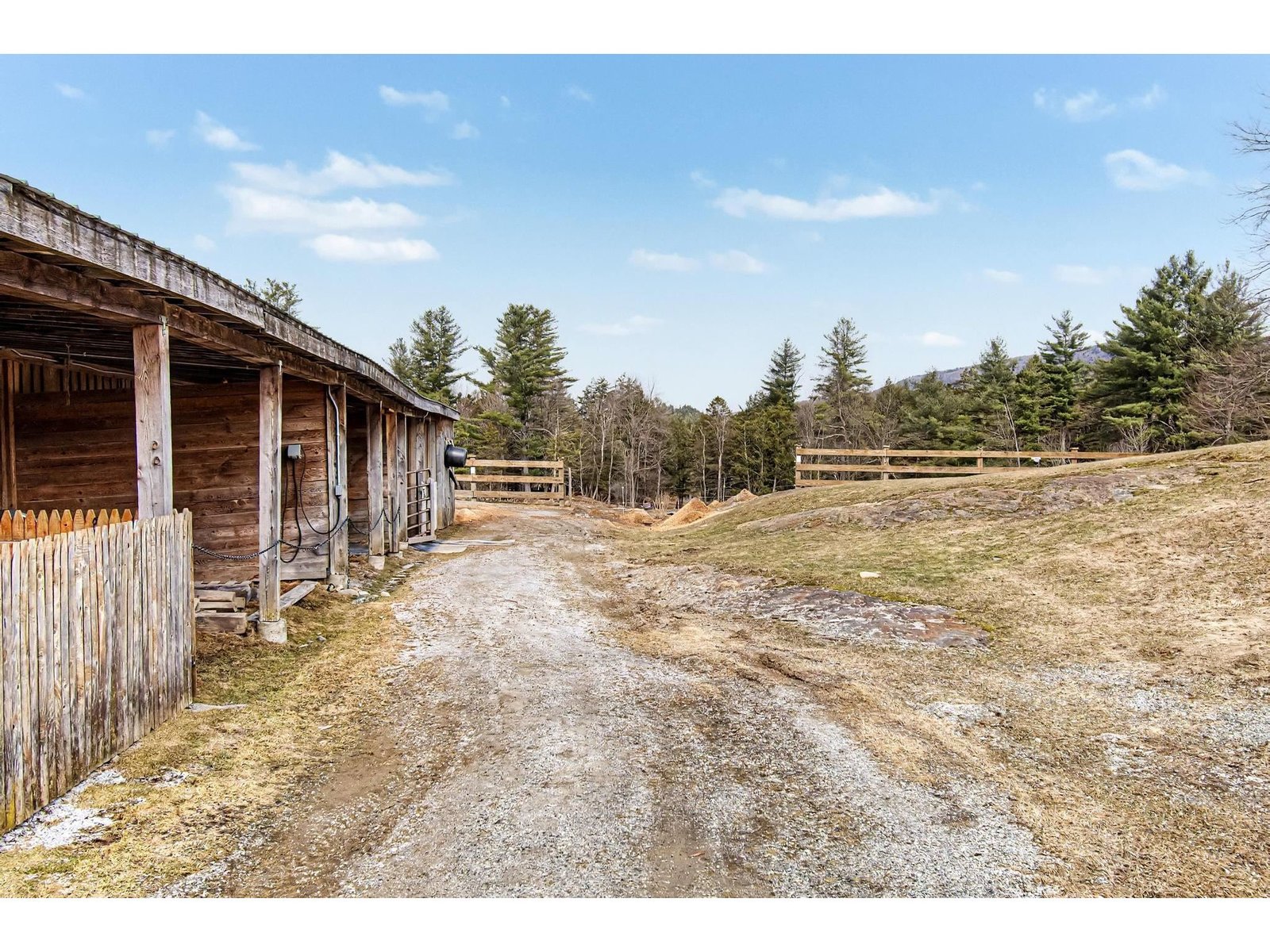 984 Pollander Road