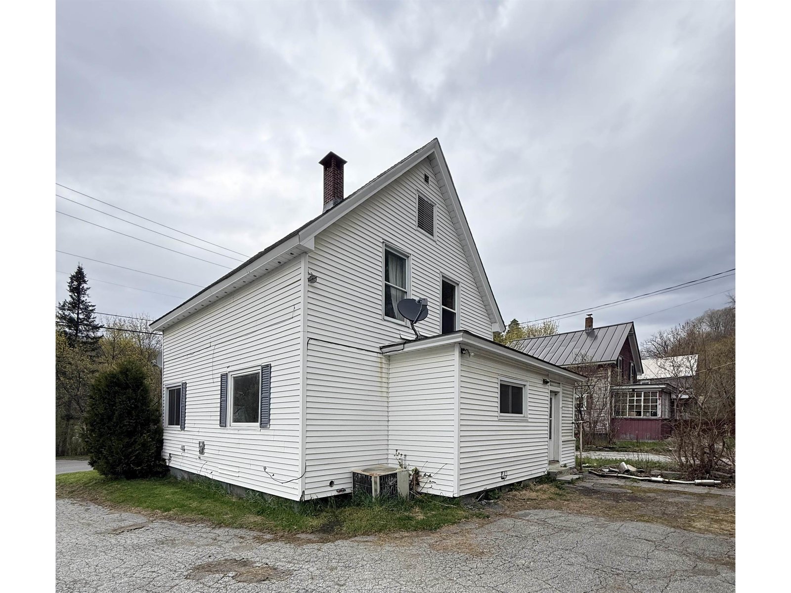 99-101 Maple Avenue