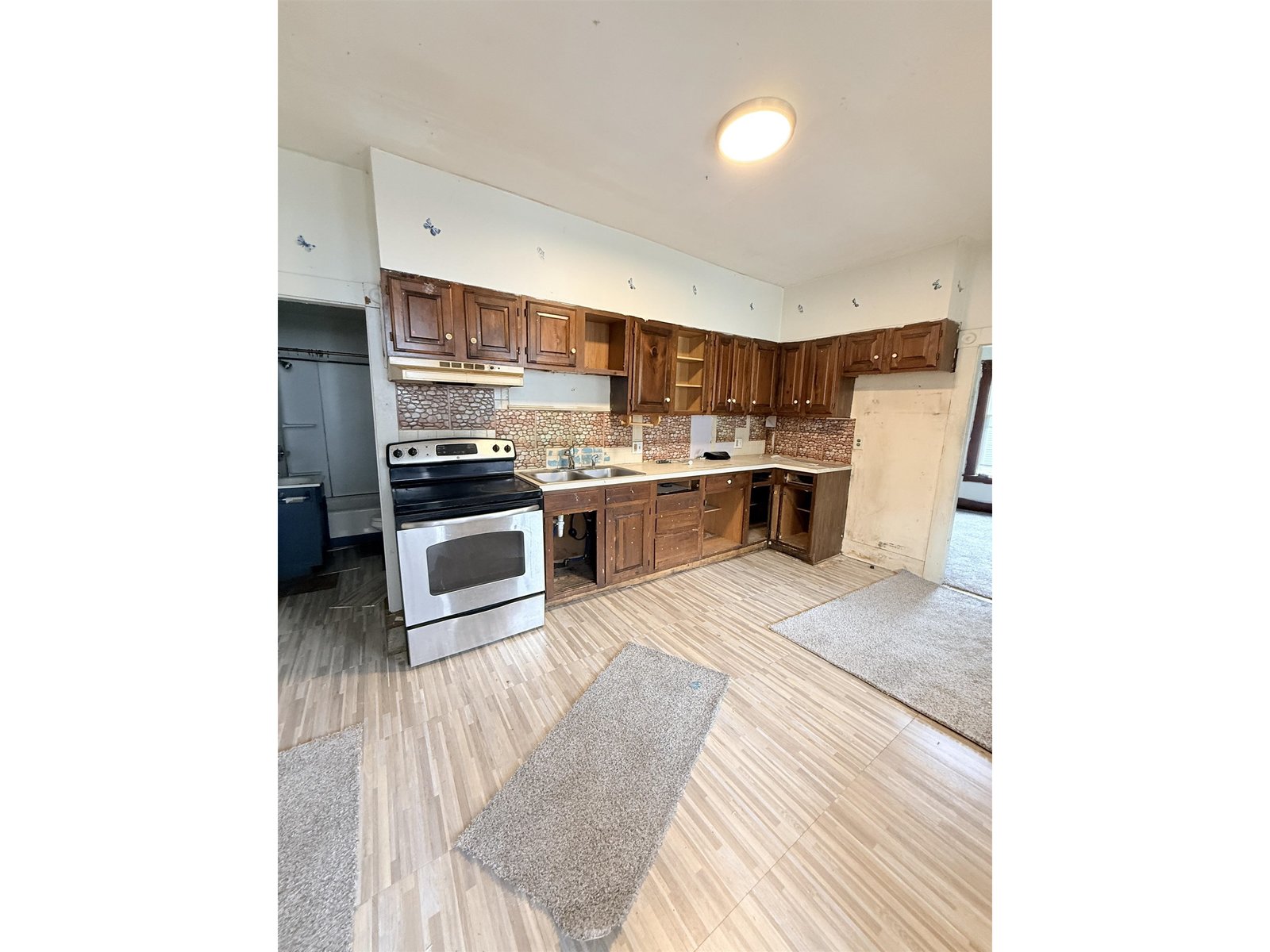 Apartment Kitchen