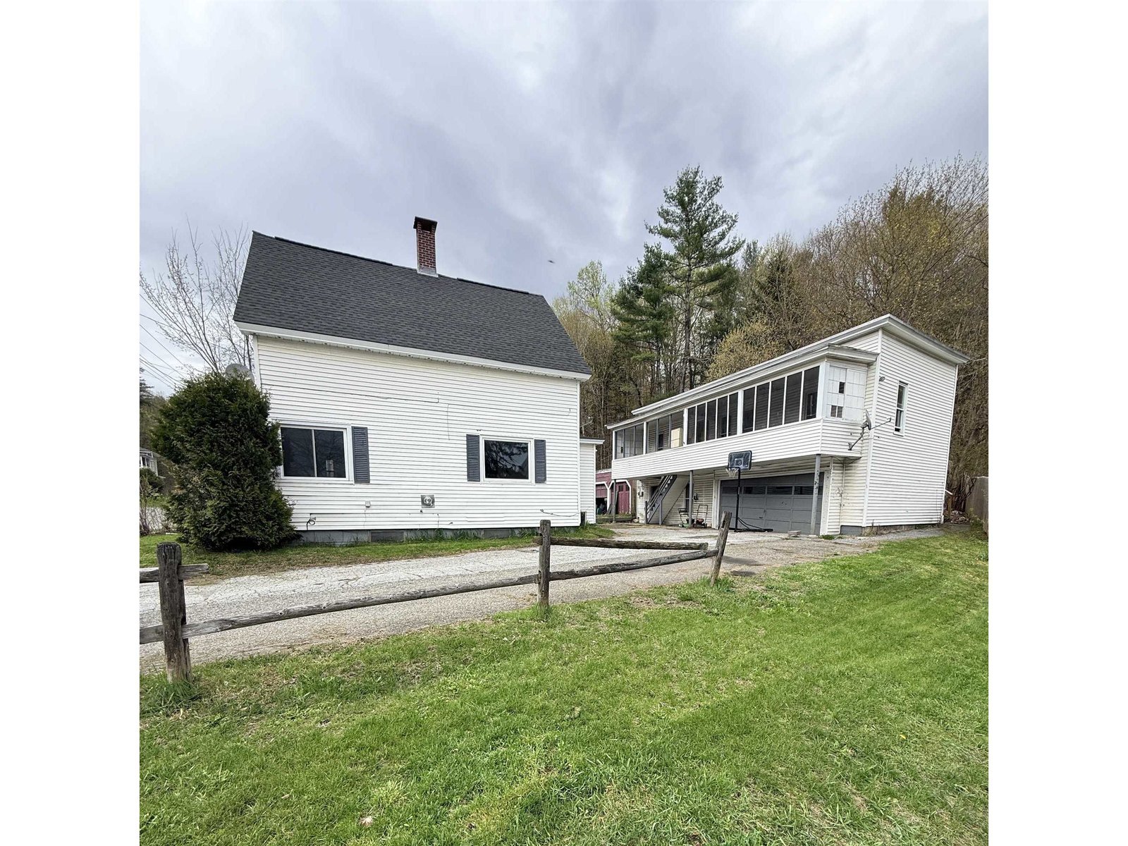 99-101 Maple Avenue