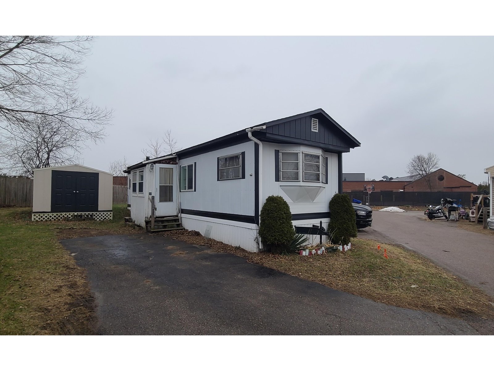 99 Camels Hump Avenue, Unit 99
