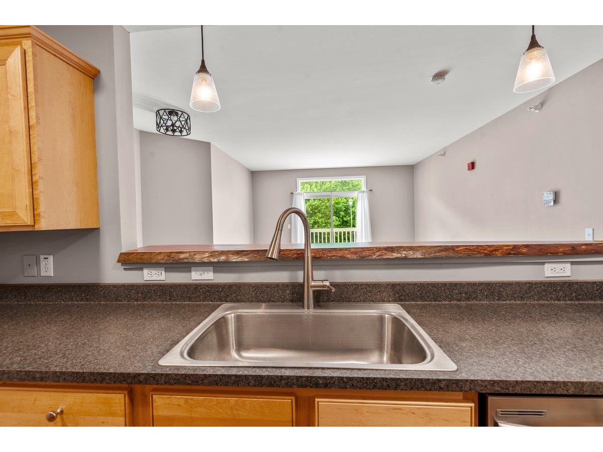 99 Eldredge Street, Unit 206