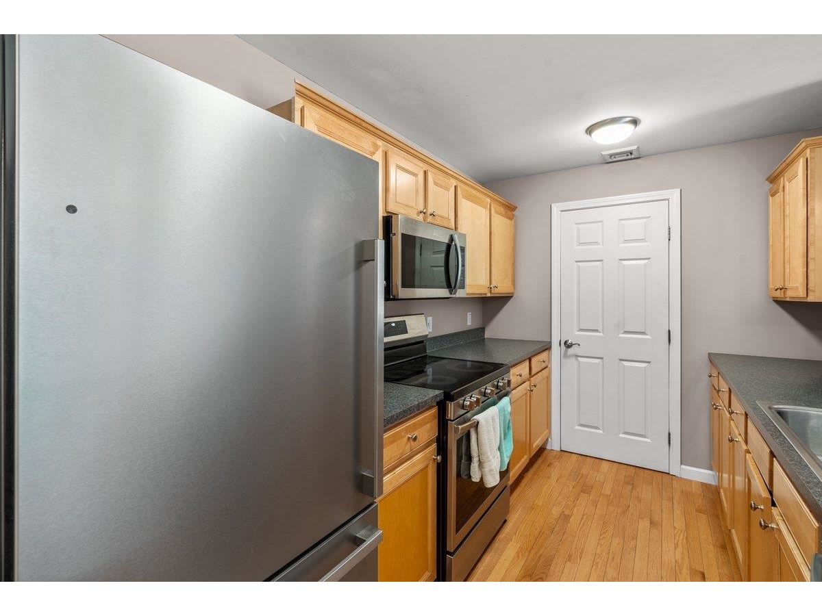 99 Eldredge Street, Unit 206