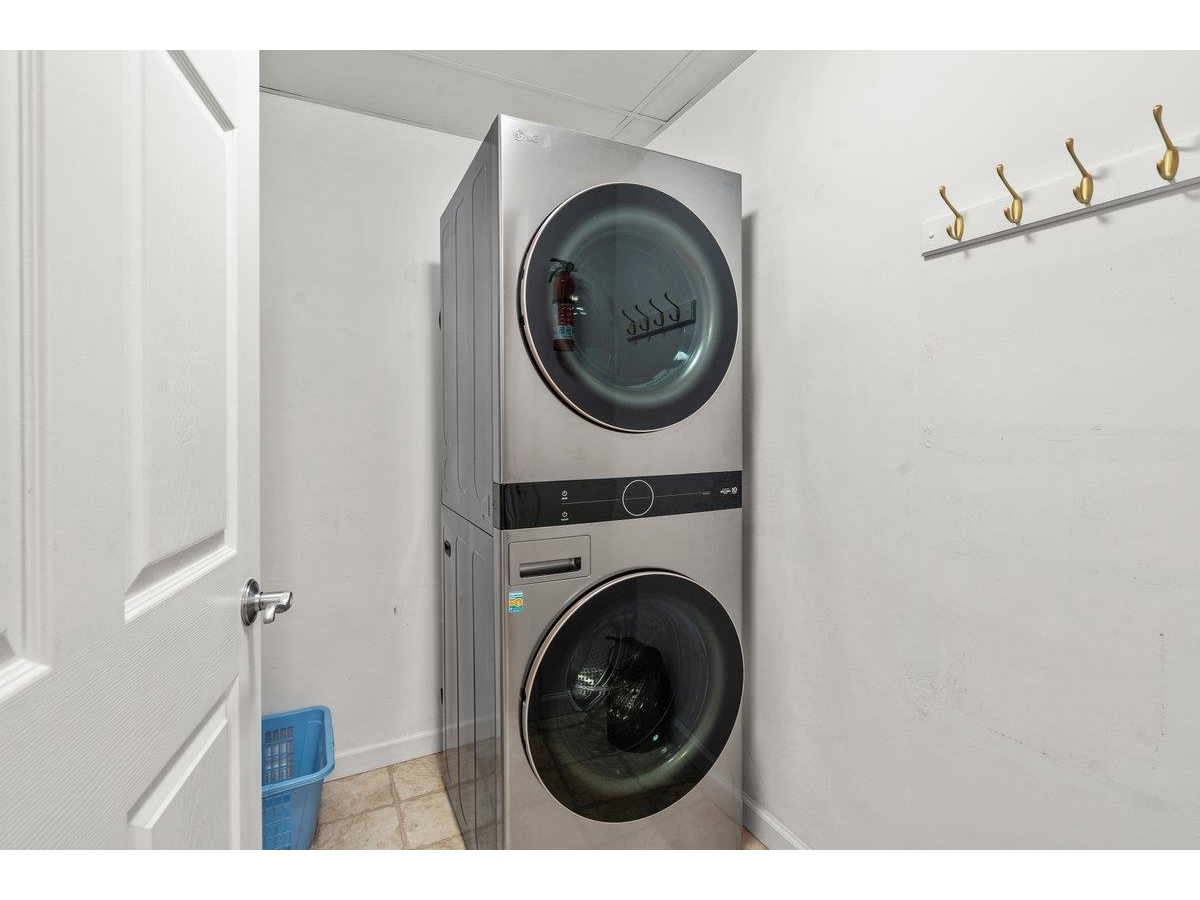 99 Eldredge Street, Unit 206