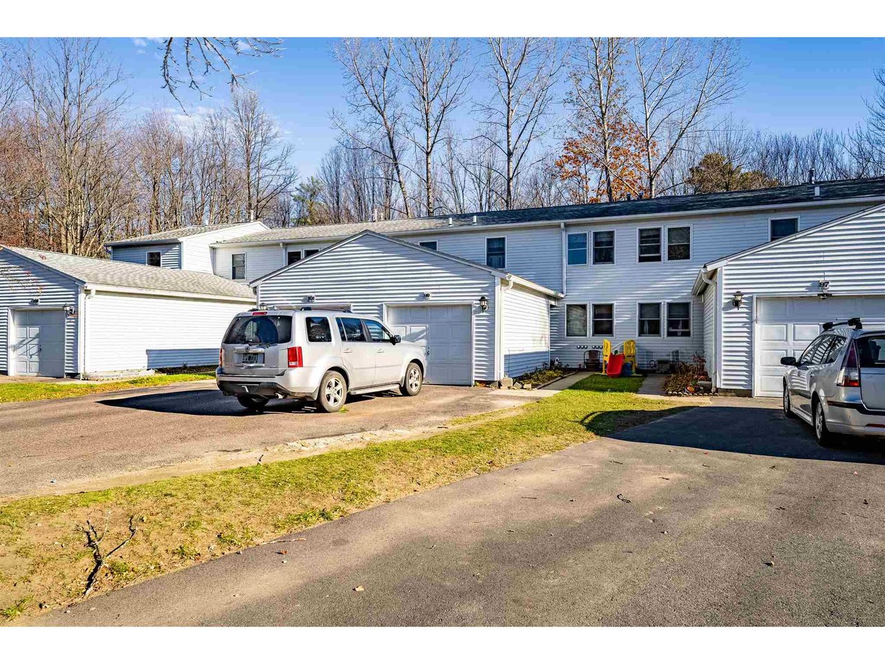 99 Fairmont Place