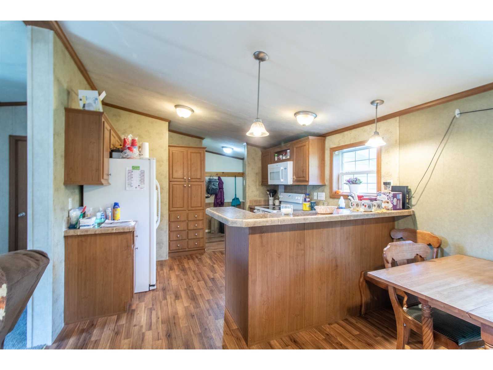 99 River Road
