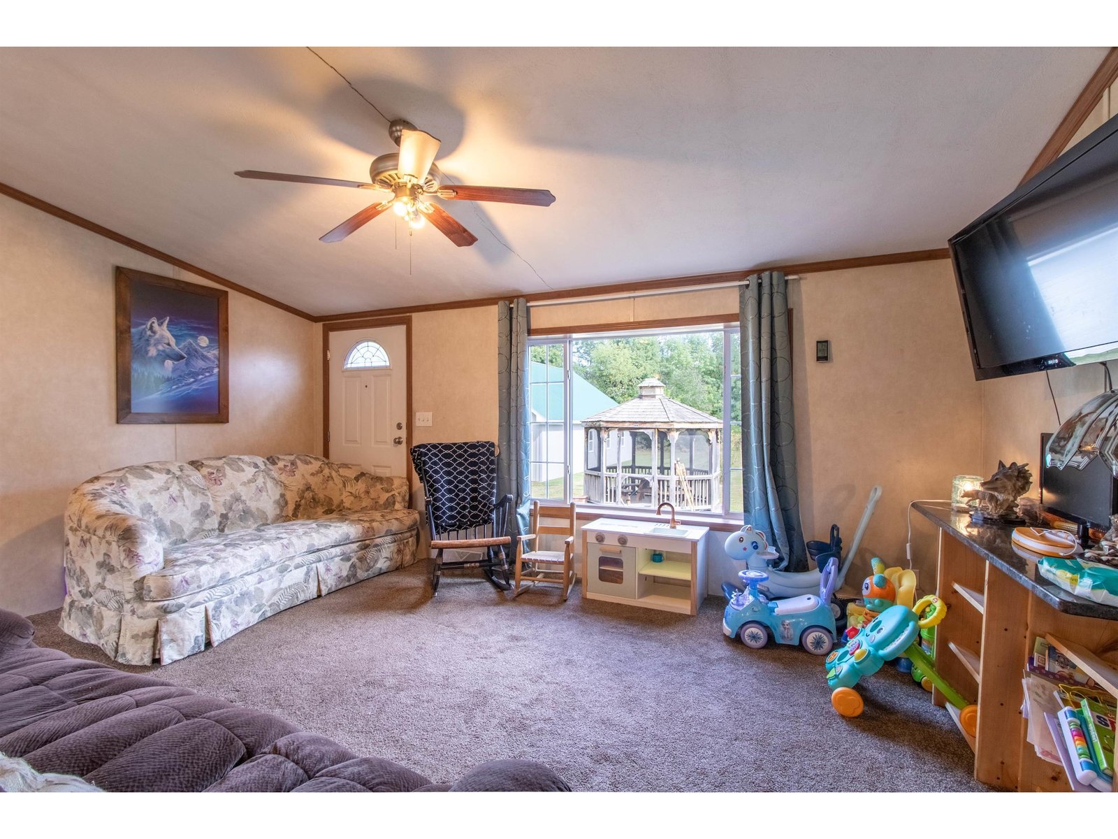 99 River Road