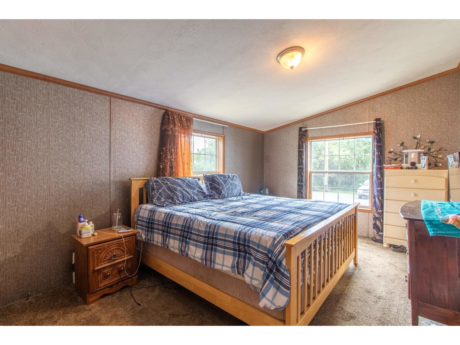 99 River Road
