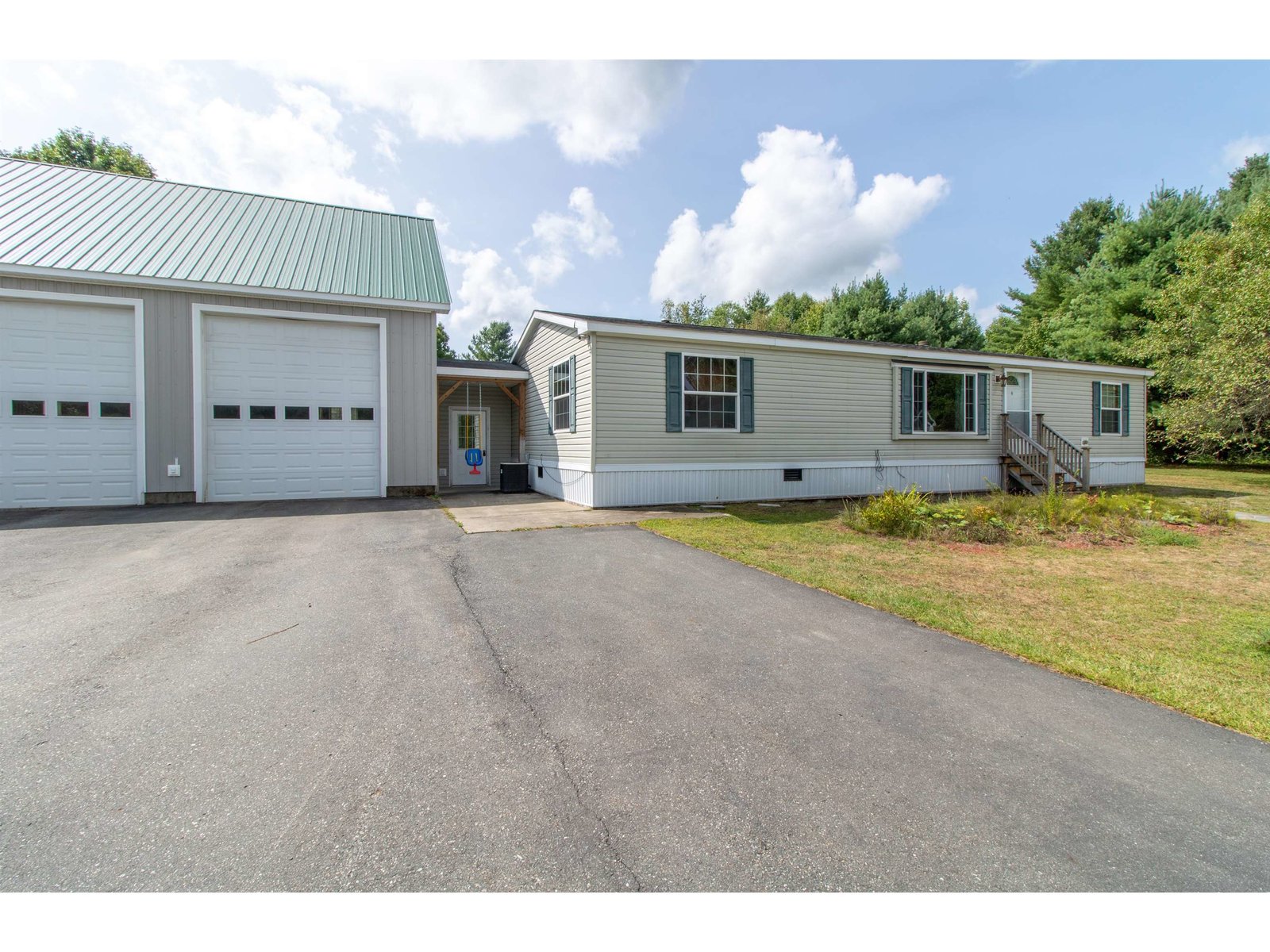 99 River Road