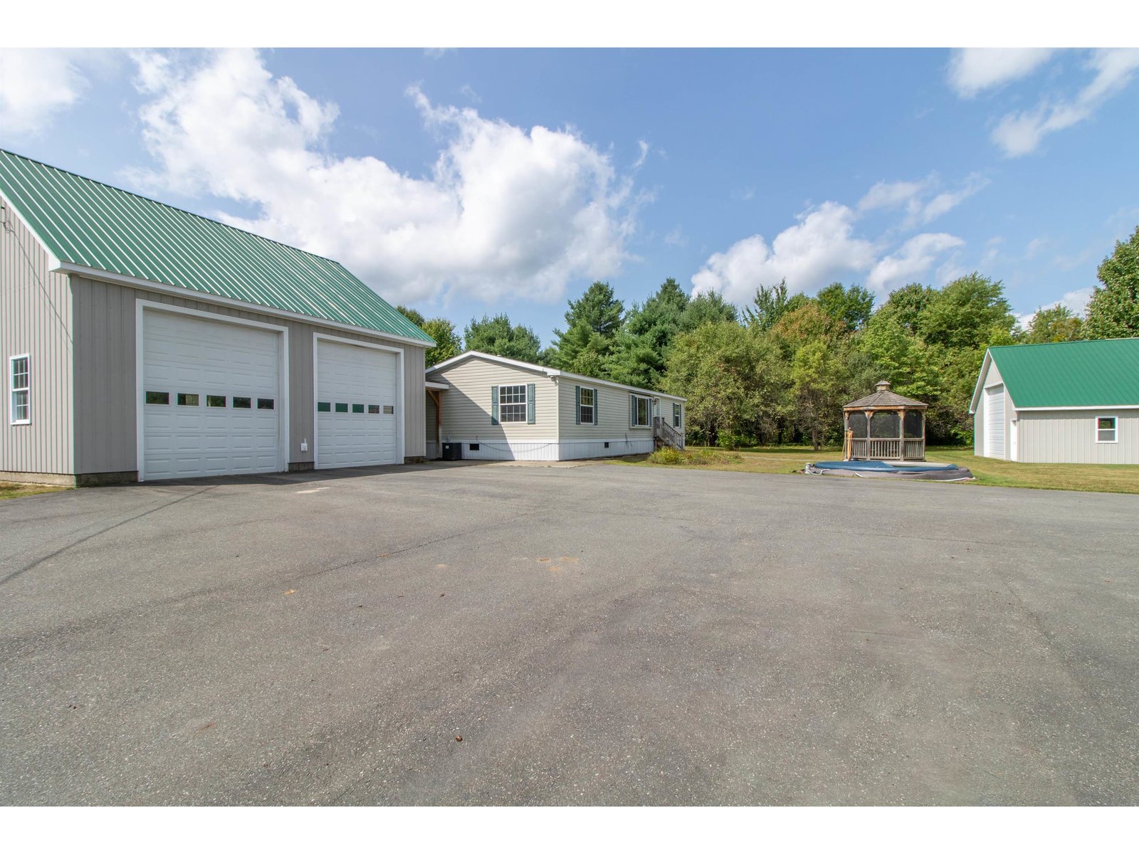 99 River Road
