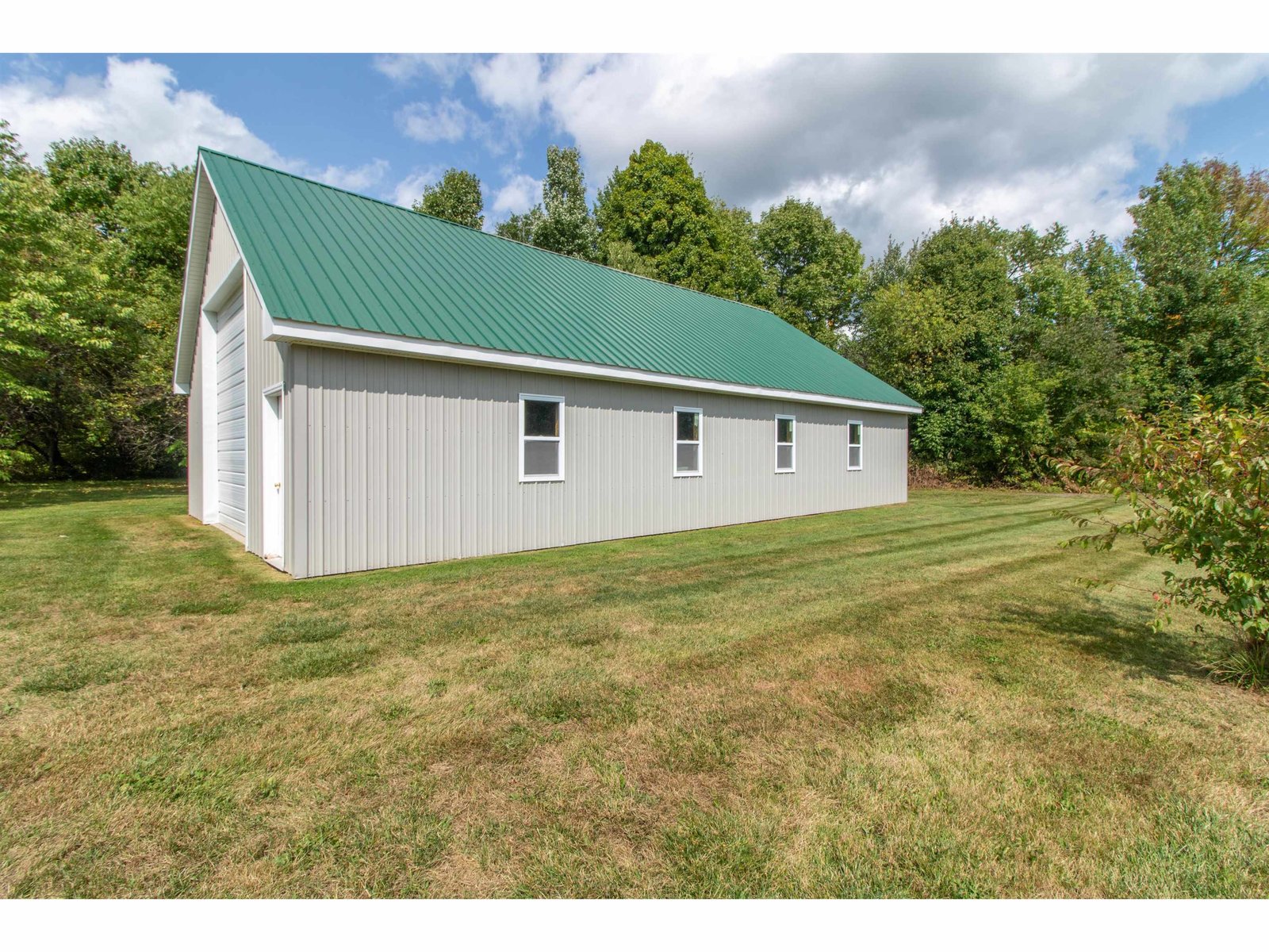 99 River Road