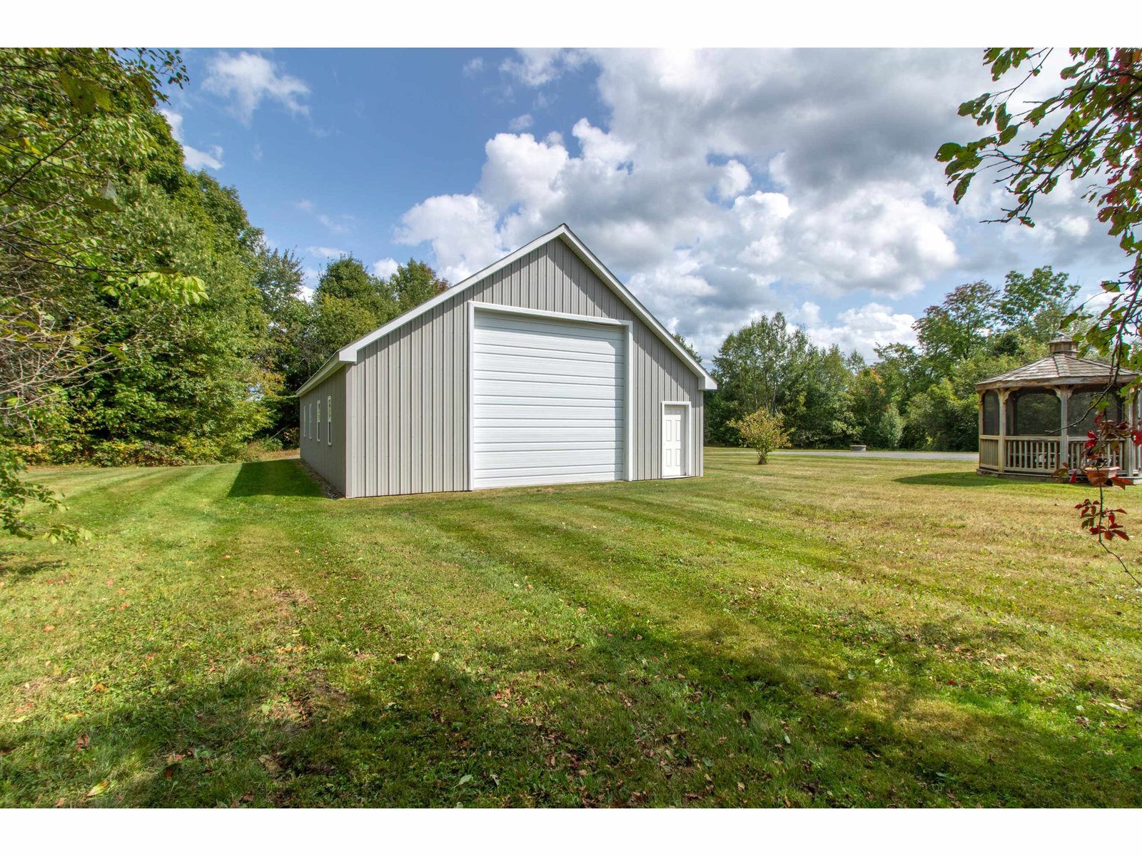 99 River Road