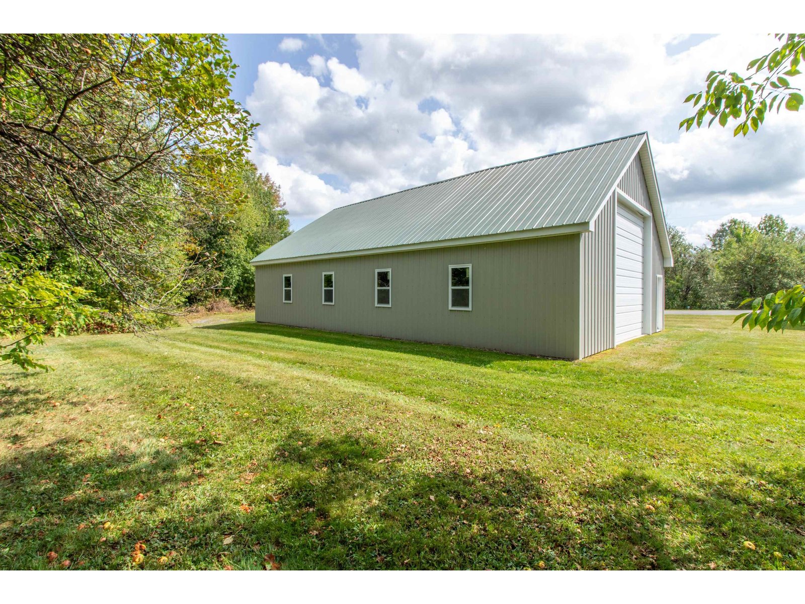 99 River Road
