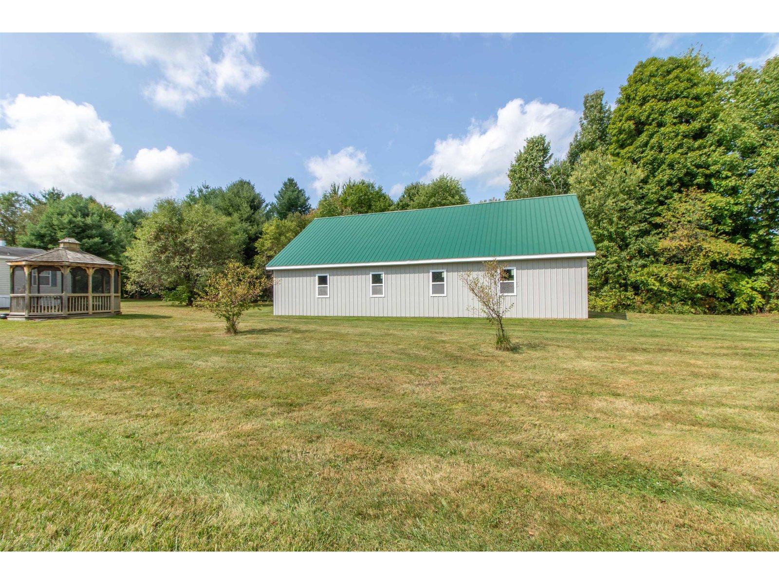 99 River Road