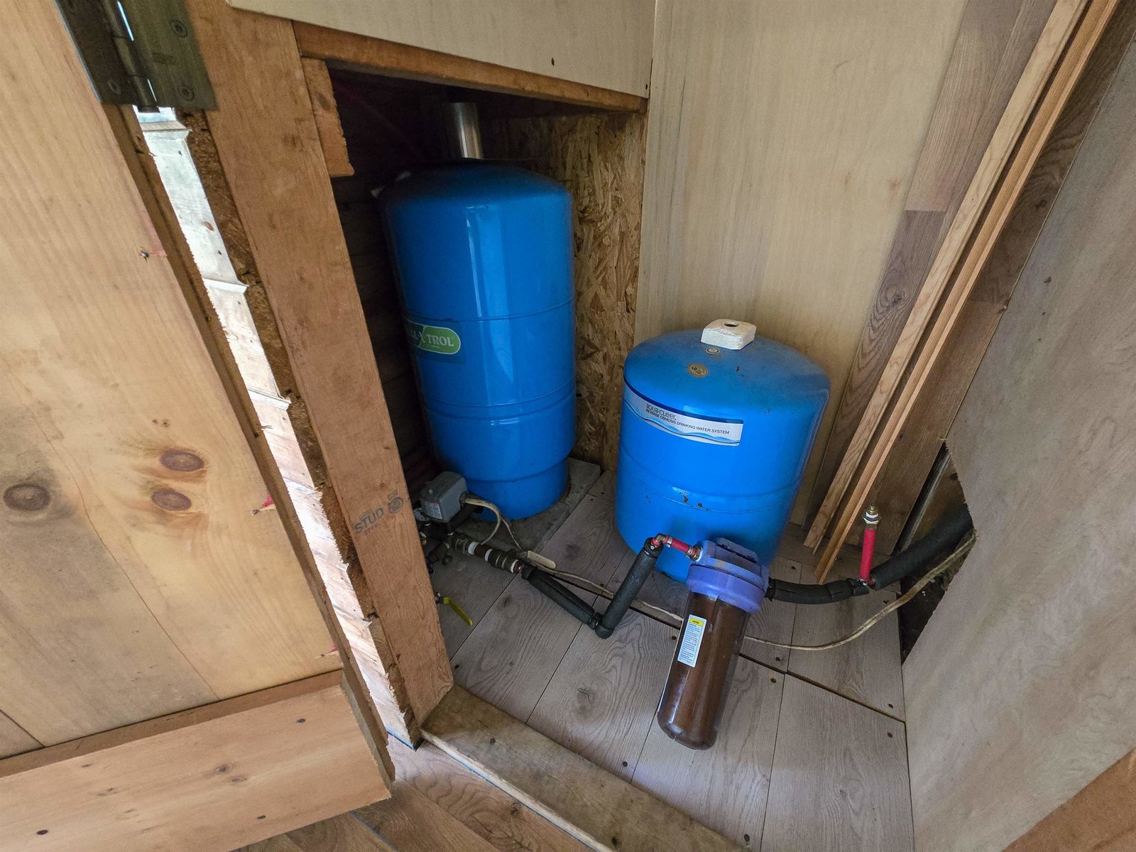 Domestic Water Pressure Tank