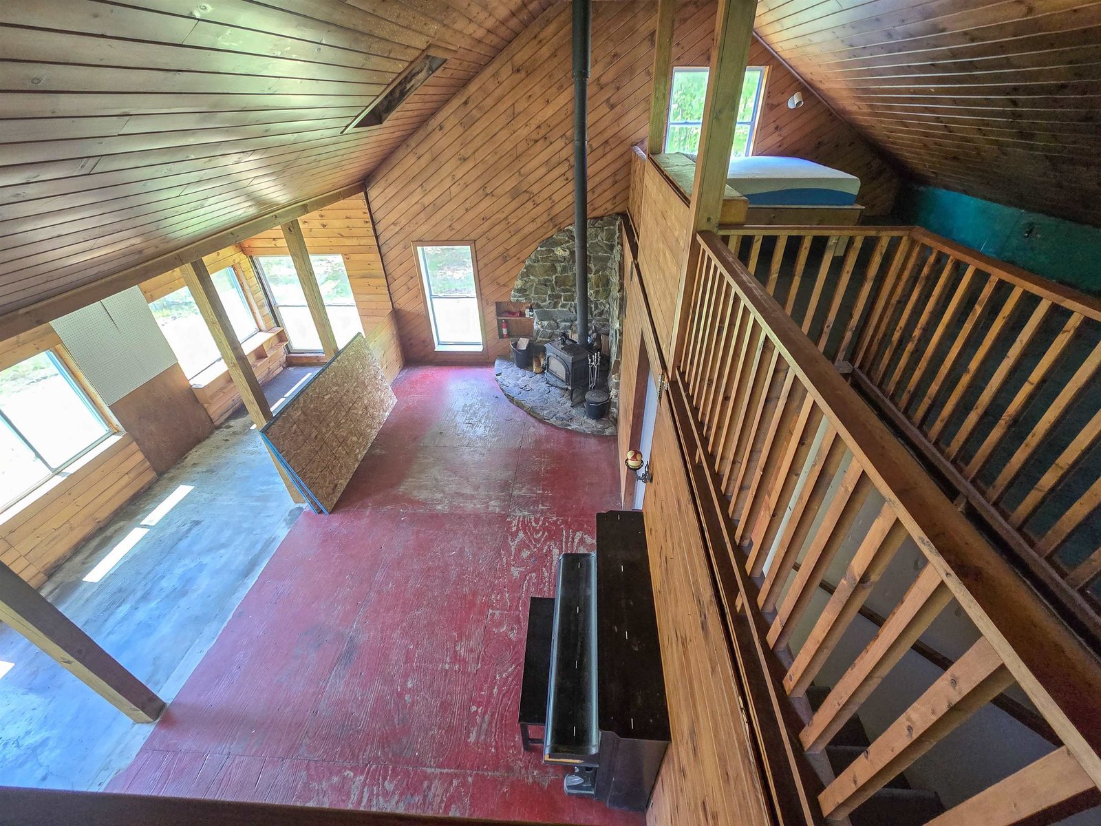 990 Daniels West Road