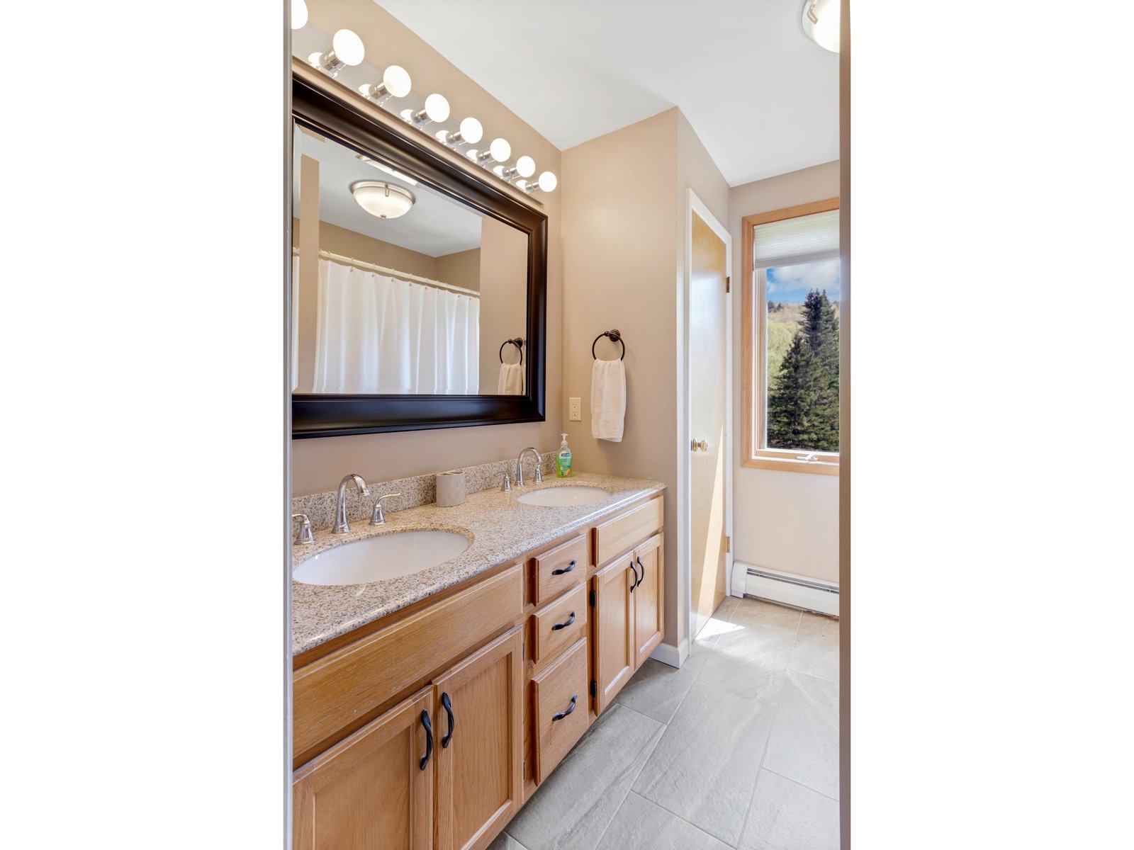 Double Vanity