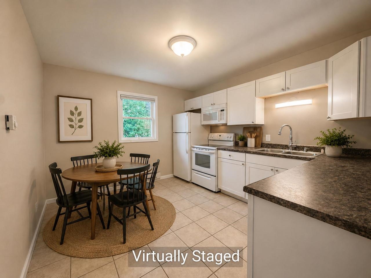 Updated Eat-in Kitchen