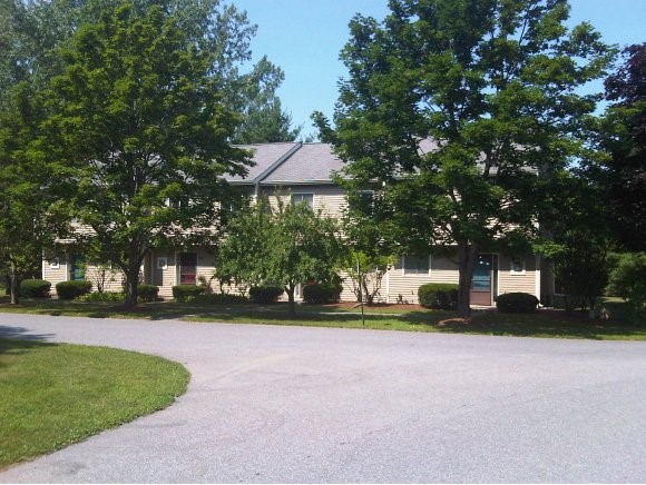 B-15 Stonehedge Dr., Unit B-15