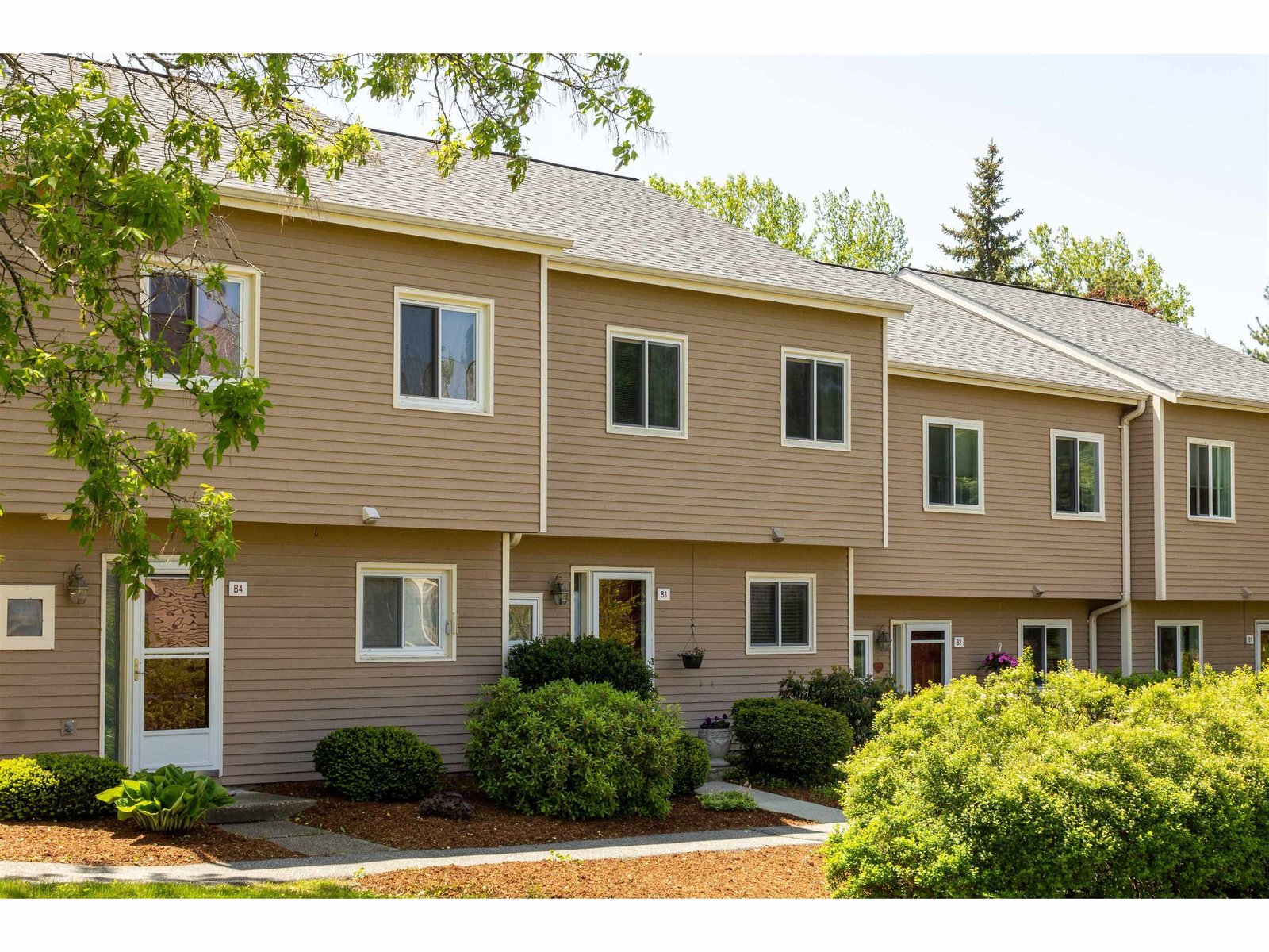 B3 Stonehedge Drive, South Burlington