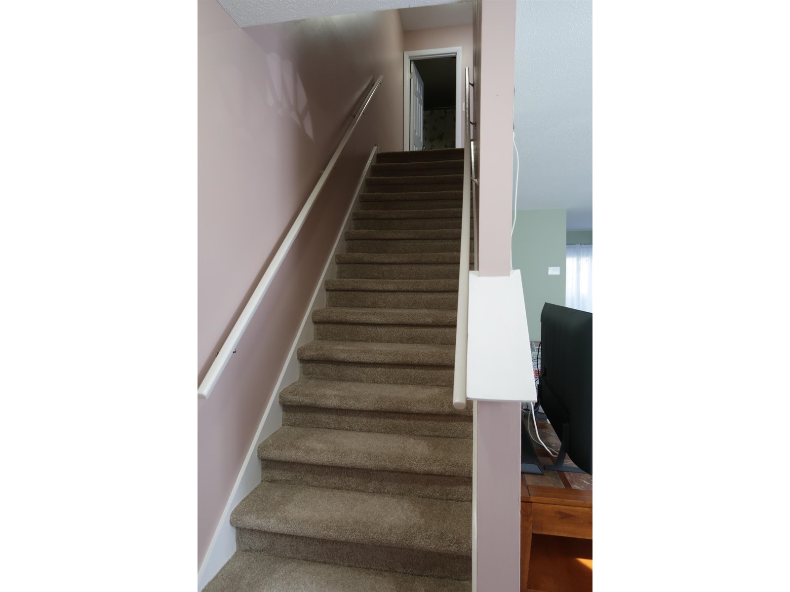 F7 Grandview Drive