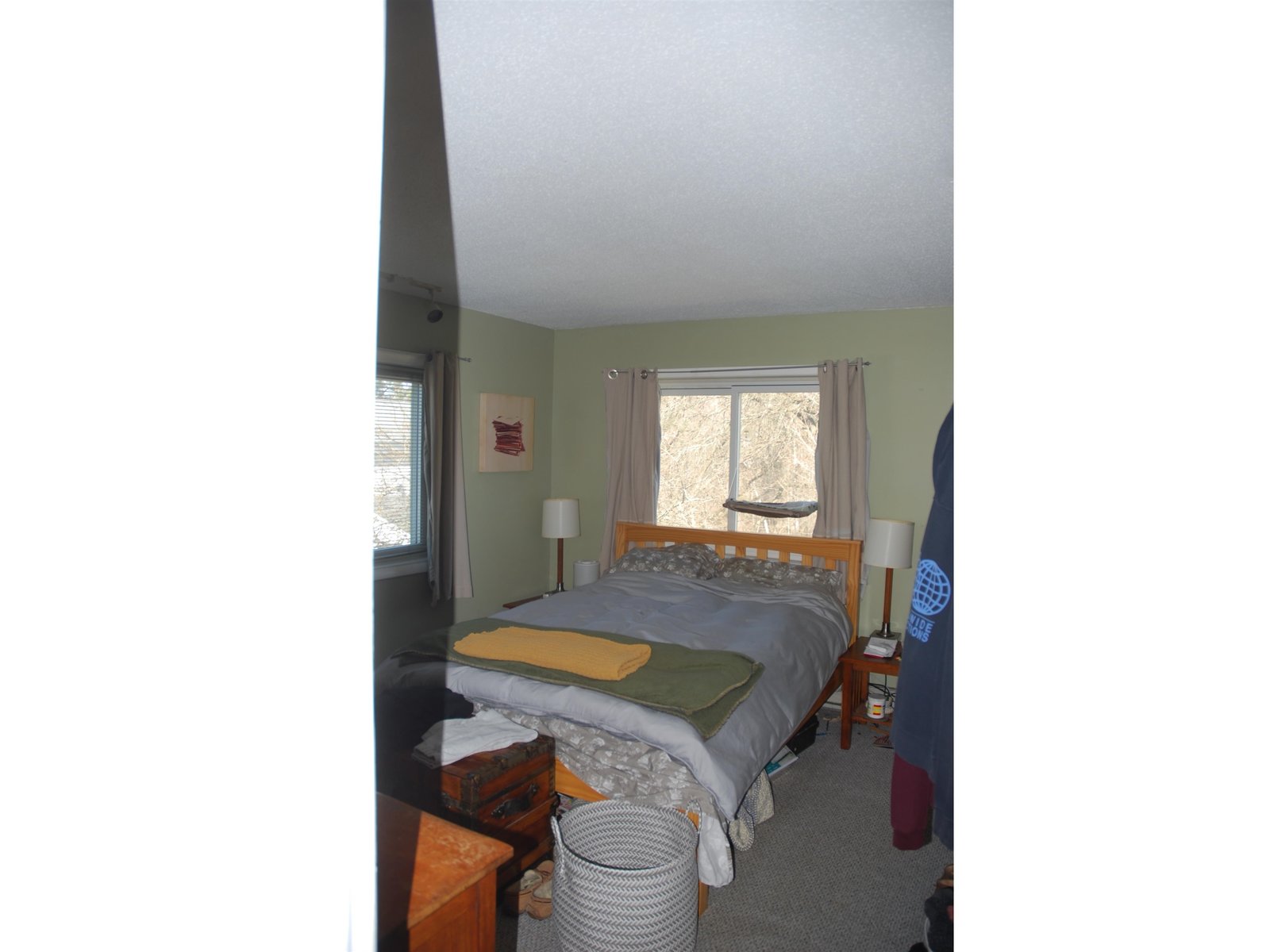 2 bedrooms.