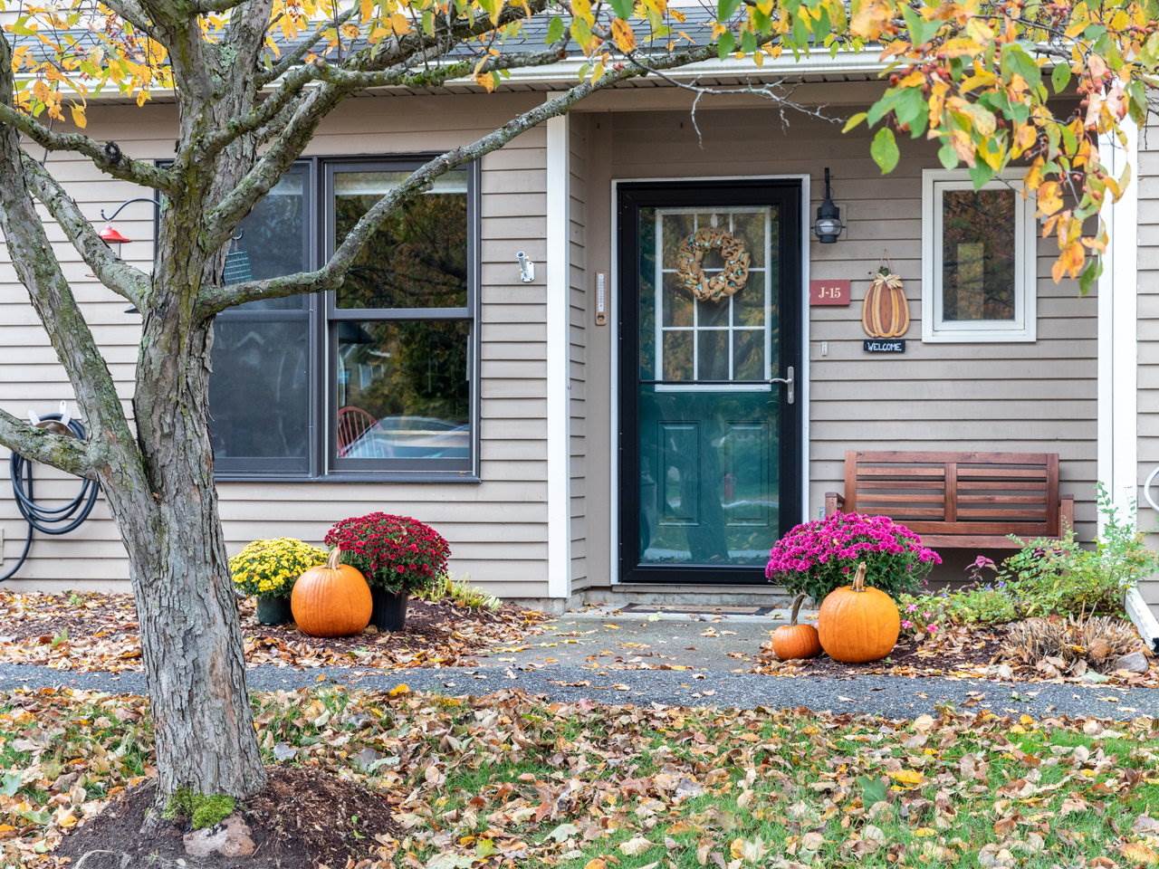 J15 Stonehedge Drive, Unit 15