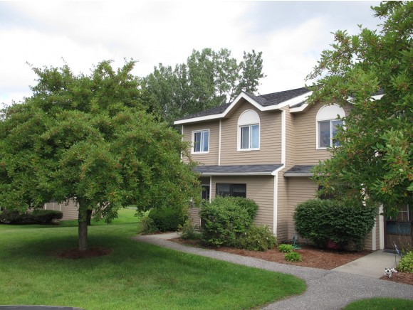 J5 Stonehedge Drive, Unit 5