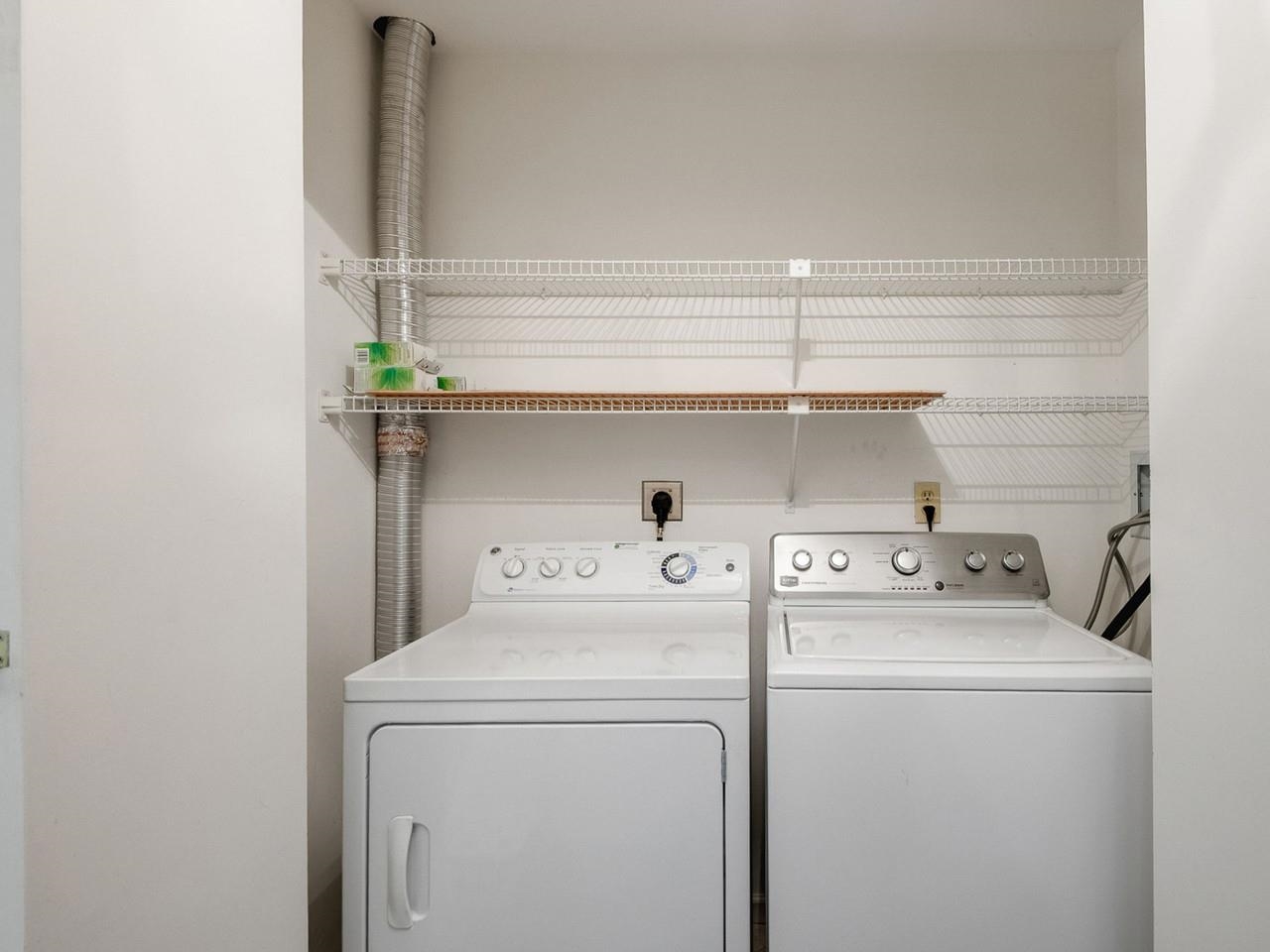 In-unit upstairs laundry