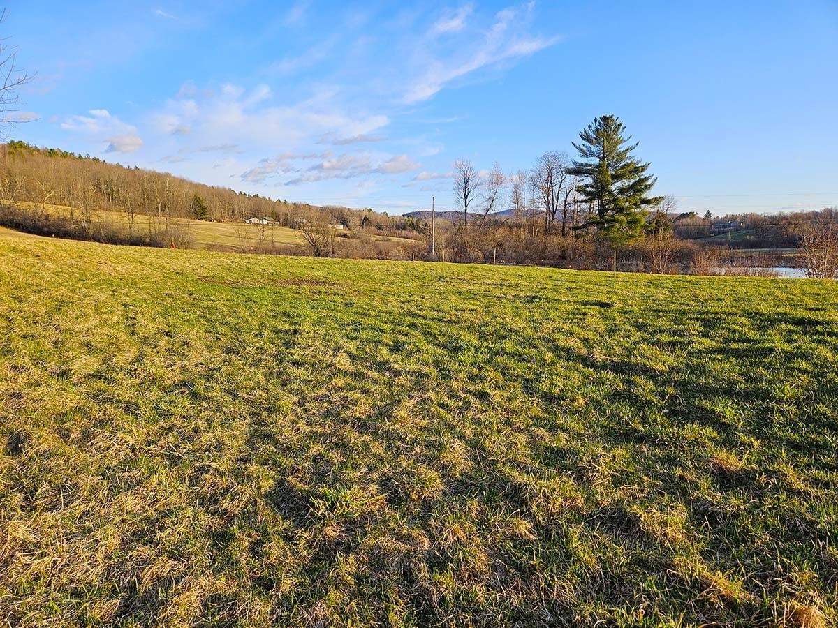 Lot 12-13 Paradis Lane