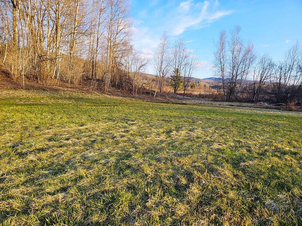Lot 12-13 Paradis Lane
