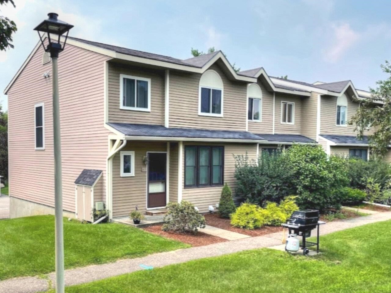 M13 Stonehedge Drive, South Burlington