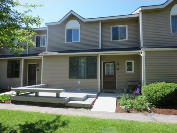 N10 Stonehedge Drive, Unit 10