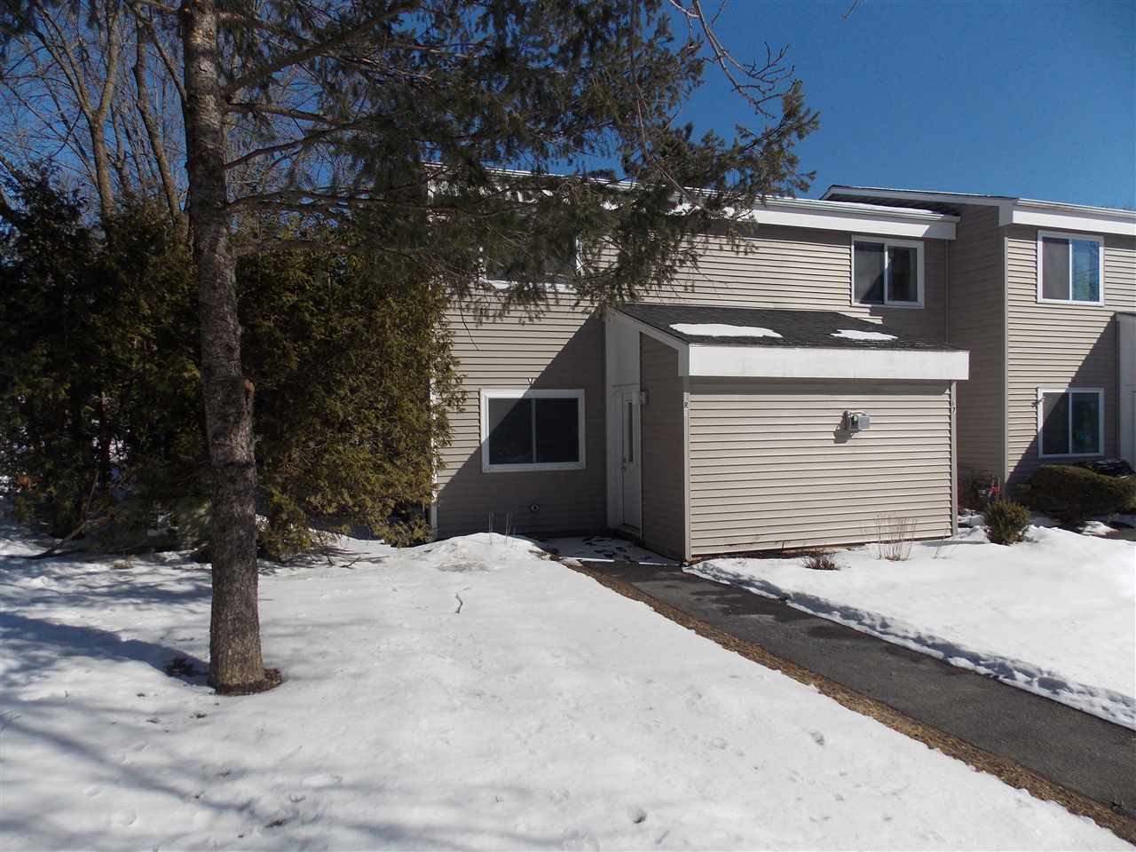 R8 Grandview Drive South Burlington, Vermont