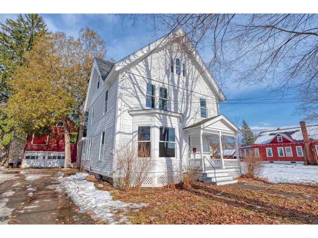 2742 Route 2 Waterbury, Vermont