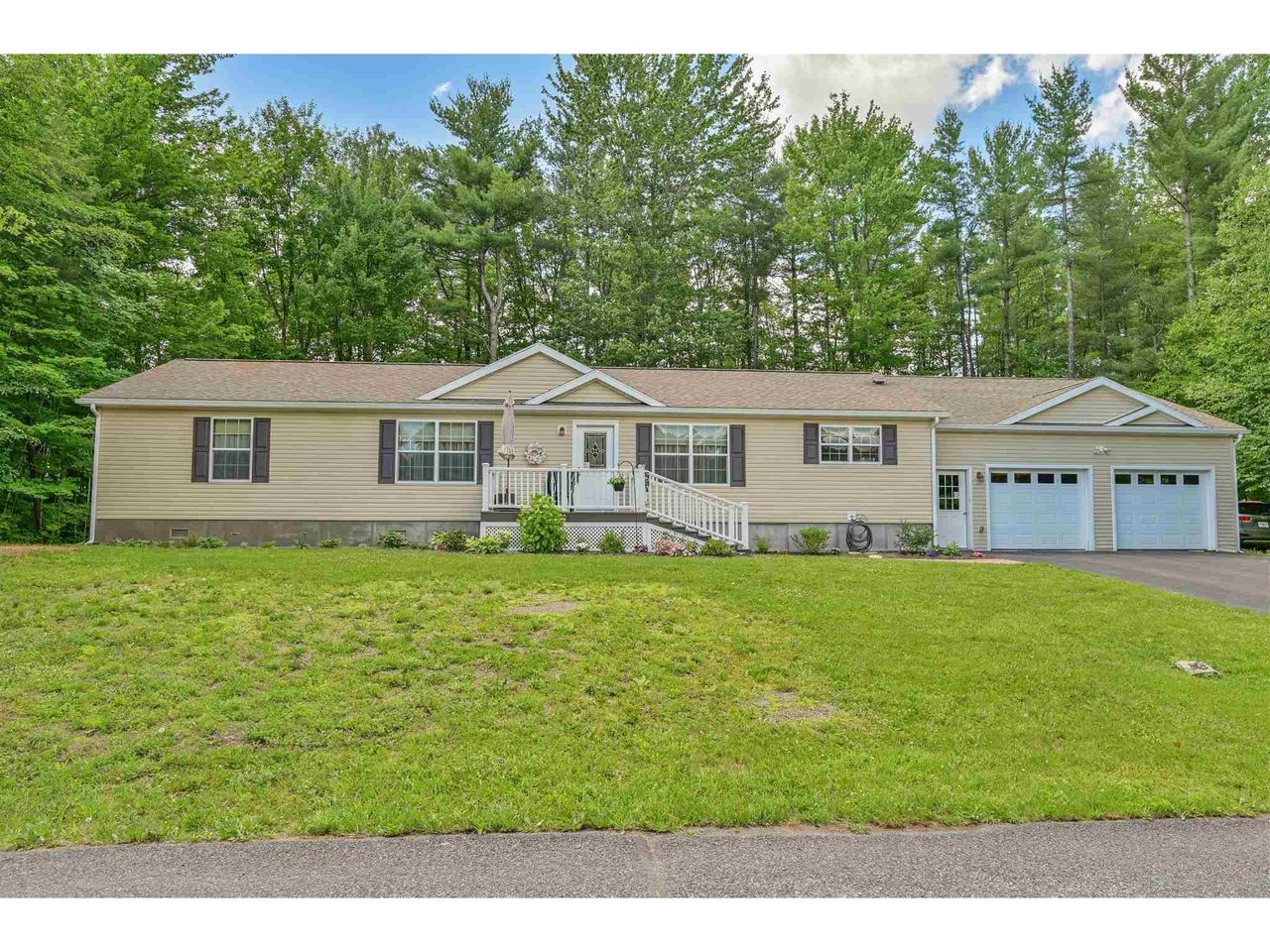 55 Spruce Mountain View Drive Barre Town, Vermont