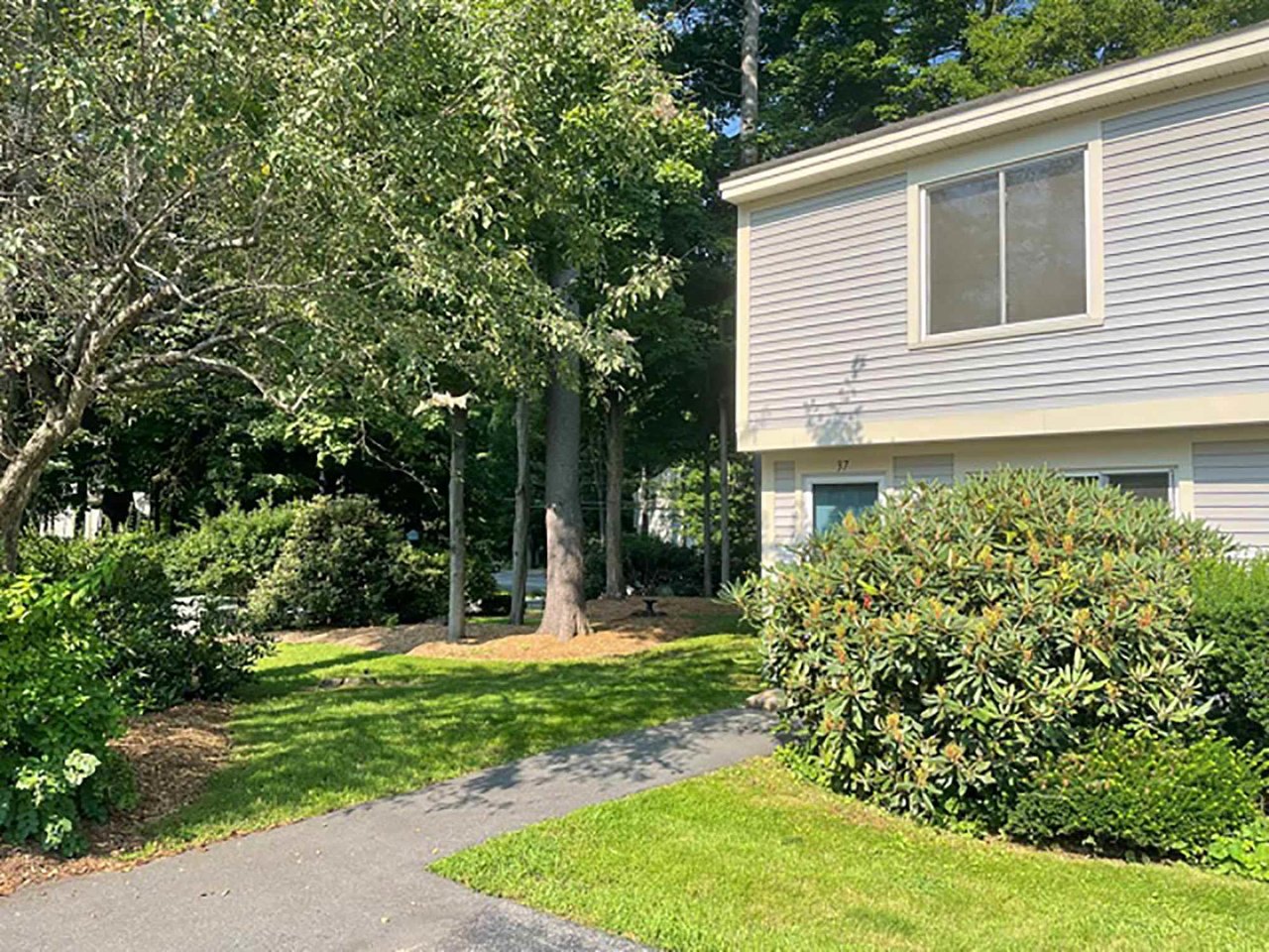 12 Arbor Hill Common Brattleboro, Vermont