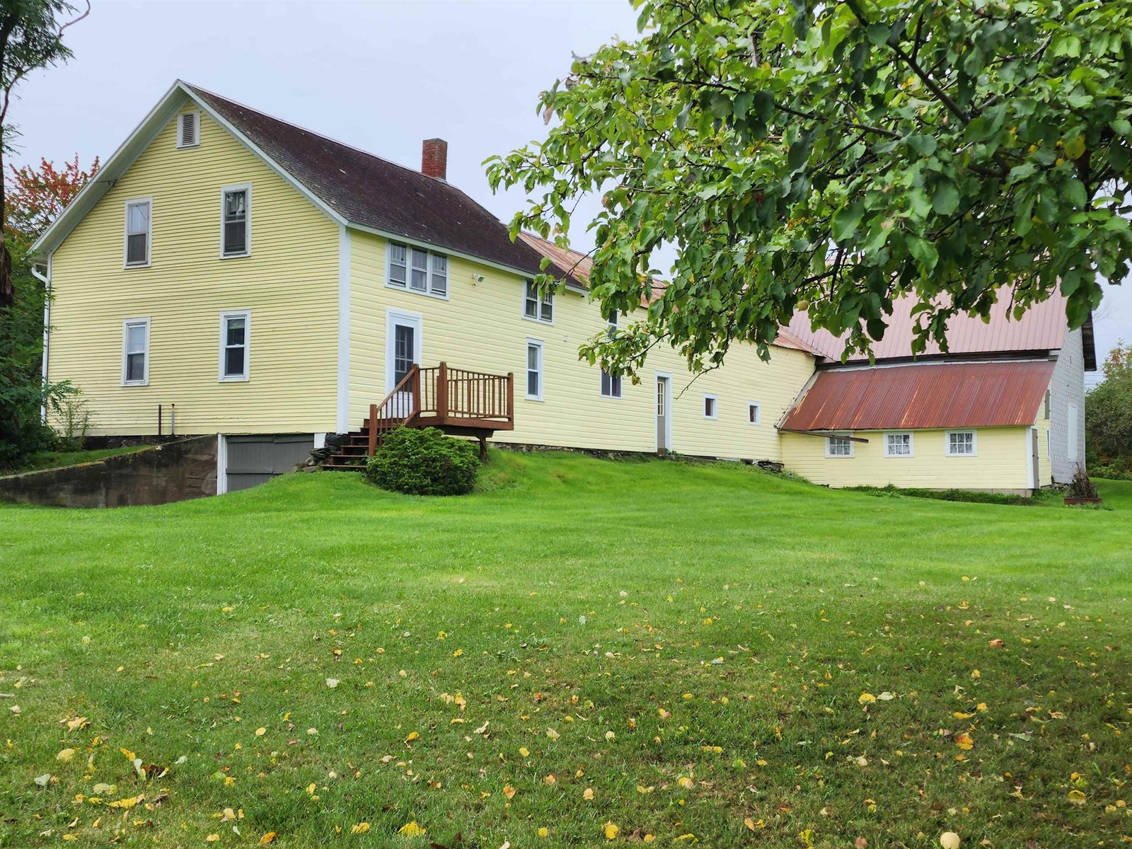 124 VT Route 105, Newport Town