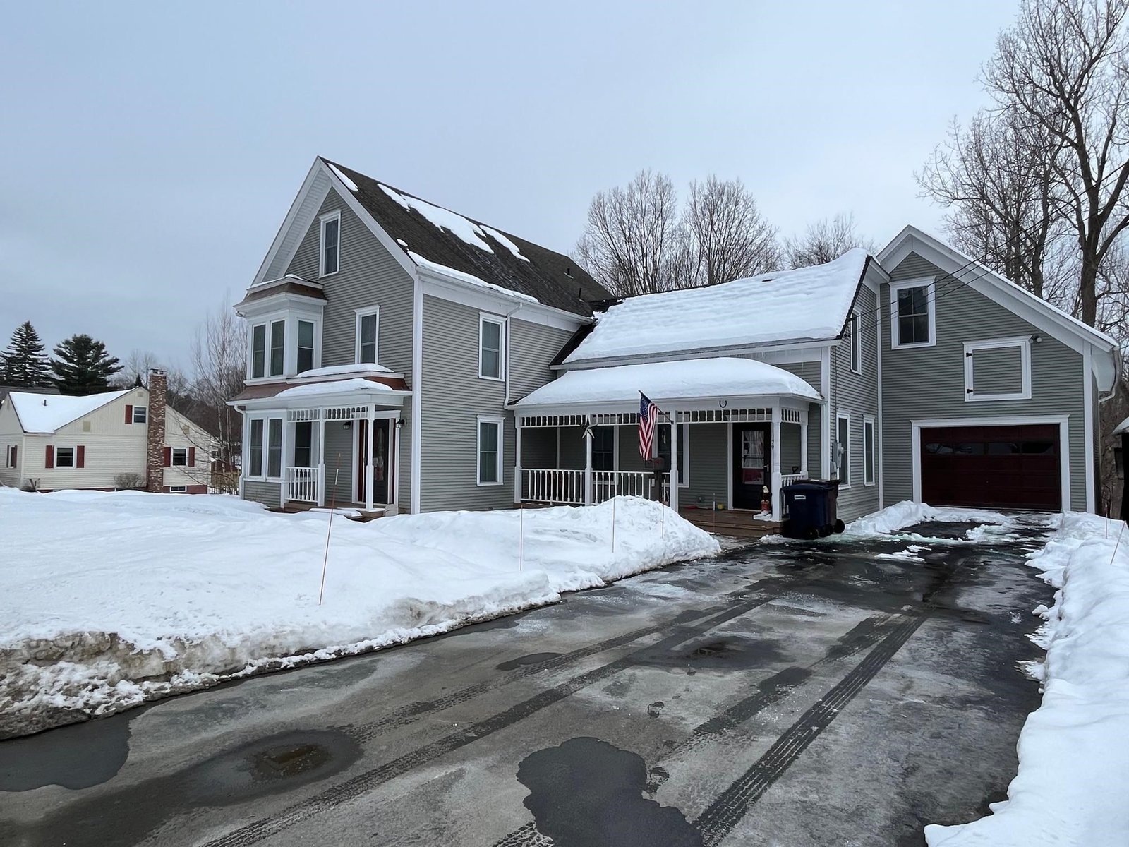 179 Elm Street, Newport City