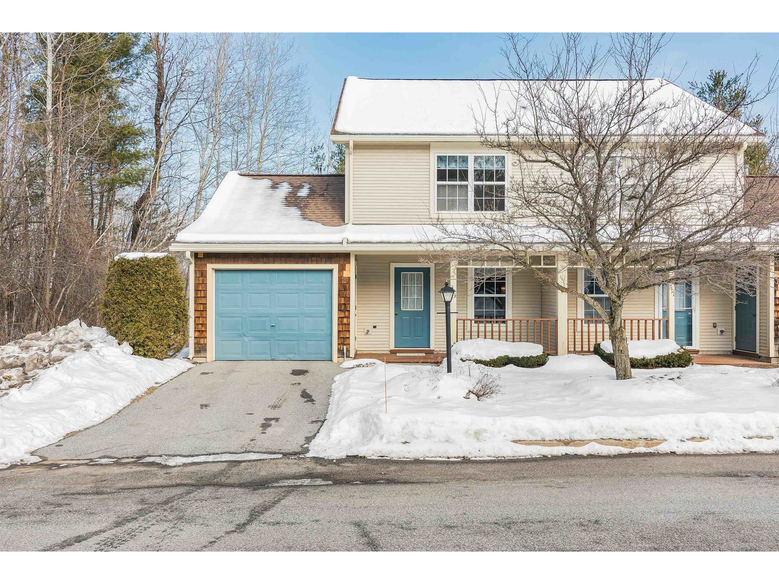 393 Cedar Lane, Williston