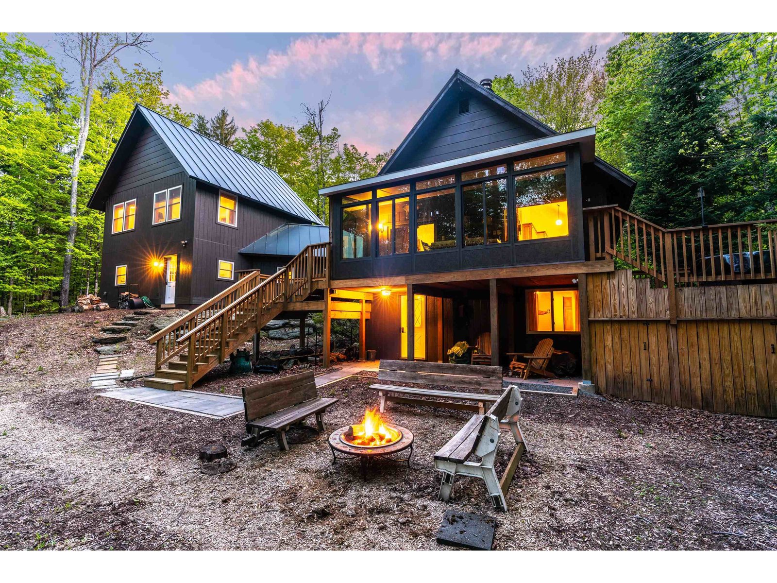 370 Maple Run Lane, Stowe